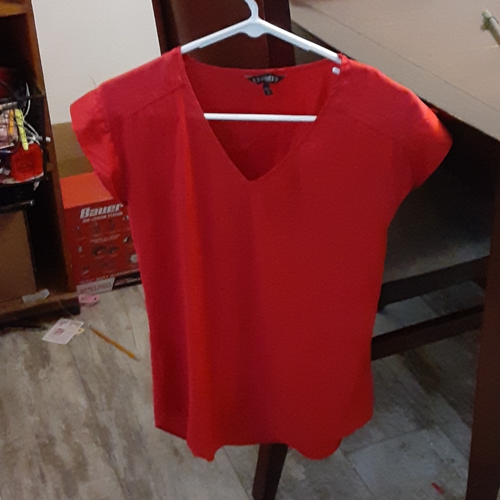 Tee shirt